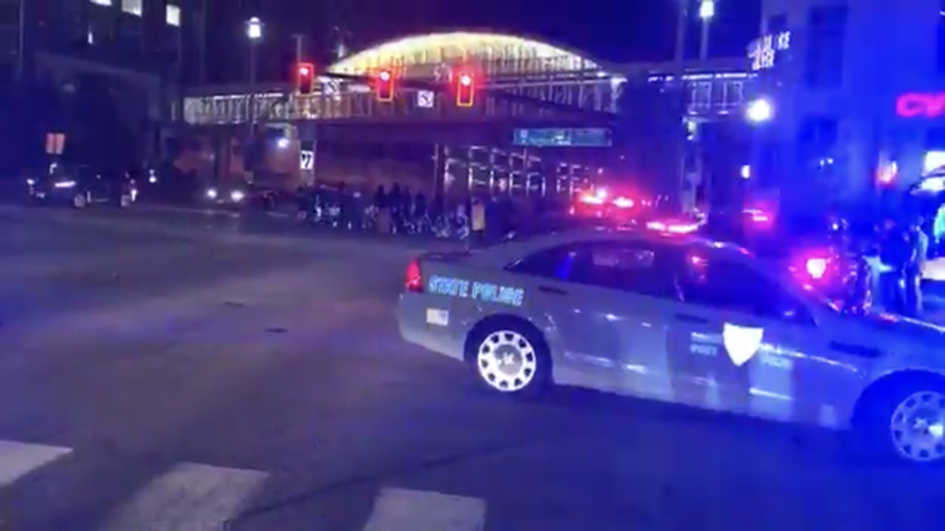 Read more about the article Video: Protesters destroy Providence and shut down the highway