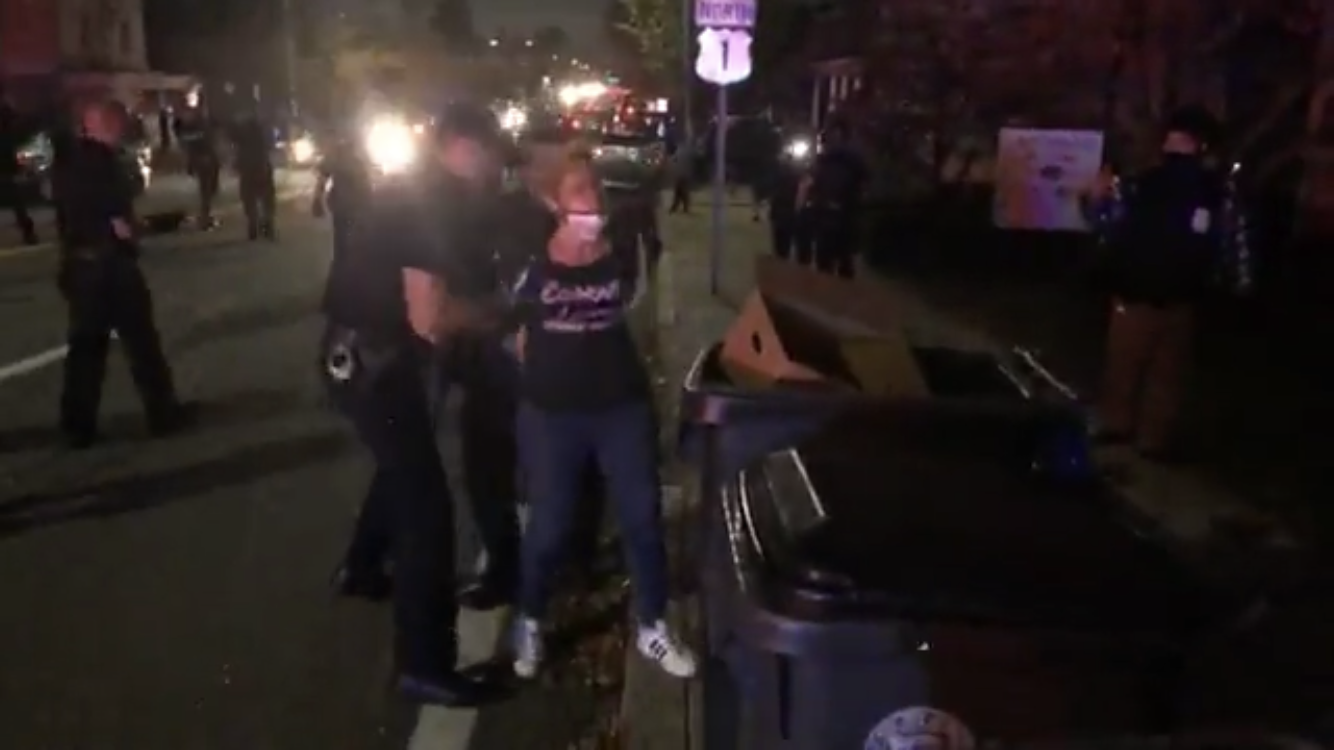 Read more about the article Graphic Video :  Police battle protesters on Elmwood Ave