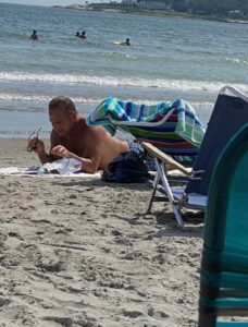 Read more about the article Cicilline shows off tattoo at beach