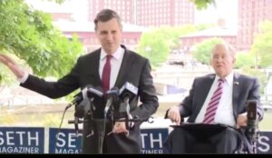 Read more about the article Video : Magaziner claims media will help him defeat Fung